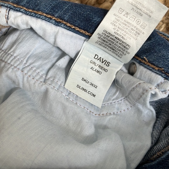 DL1961 Davis Girlfriend Alamo size 26 - Picture 3 of 4
